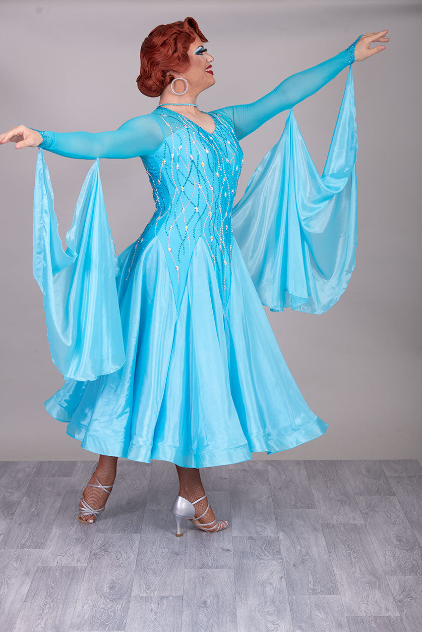 31B Beautiful Blue Competition Ballroom/Sequence Dance Dress. Stoned in Aquamarine, AB & Aquamarine AB. Detachable Floats High Back to give option of wearing own bra