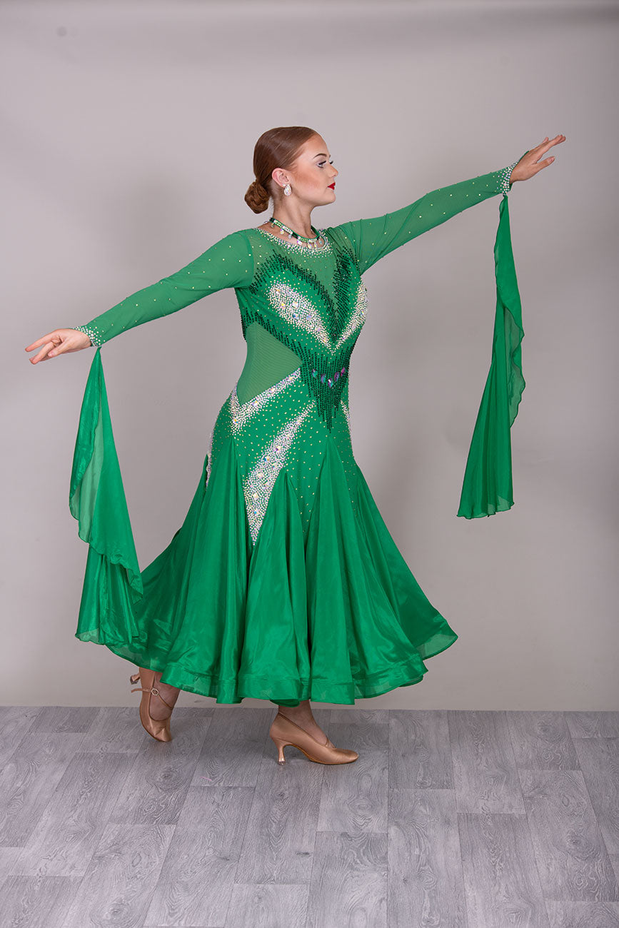 30B “TWD PETITE” Emerald Green Competition Ballroom Dance Dress. Stoned in AB & Emerald. Very flattering design throughout