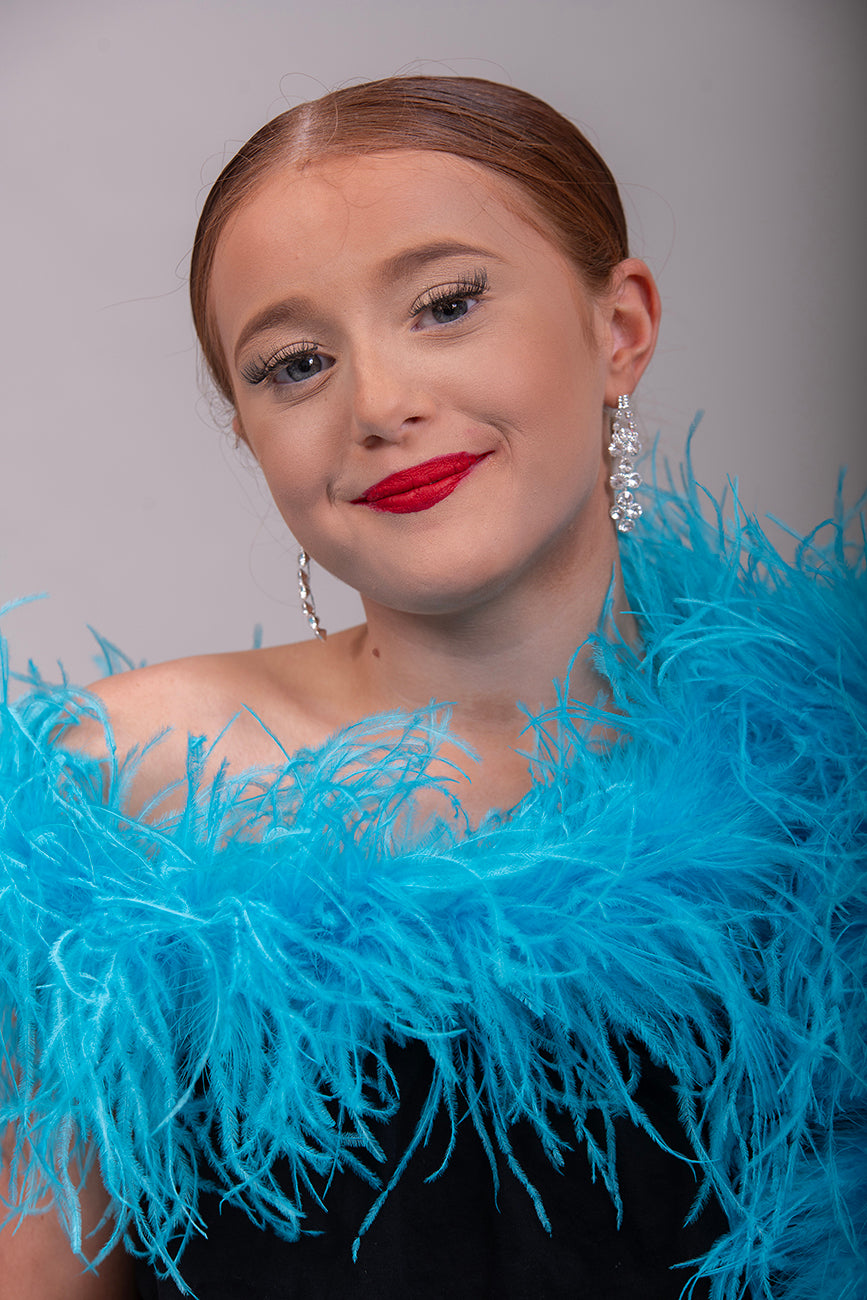MANDY 4-5Ply Ostrich Feather Boa V53 ❗️The product is sold in approximately 1/2 Metre Lengths (47cm-50cm)❗️Quantities up to 4 will be sent in 1 piece‼️Quantity 4 =1 Full Boa measuring 1.9 metres‼️