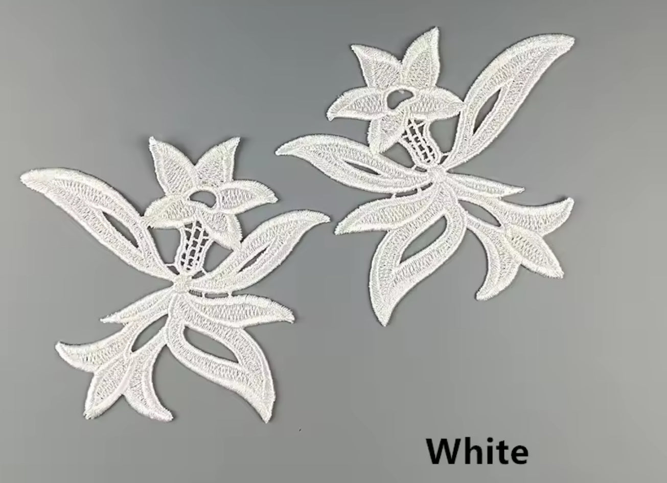 Amelia 1 Flower Pairs Appliqué (M106P)