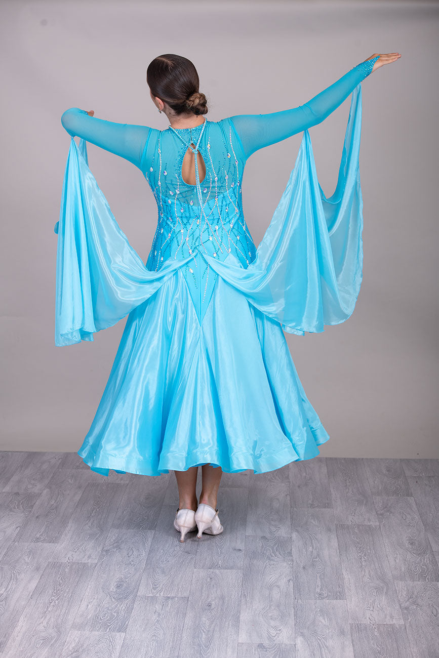 31B Beautiful Blue Competition Ballroom/Sequence Dance Dress. Stoned in Aquamarine, AB & Aquamarine AB. Detachable Floats High Back to give option of wearing own bra