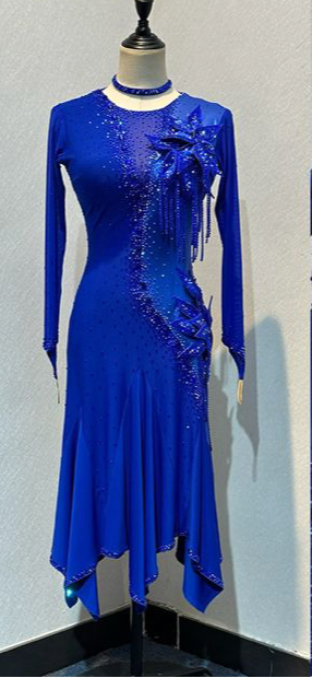 45L Stunning Cobalt Blue Competition Latin Dance Dress. 3D feature to upper left Chest & Hip. High back to allow option to wear own Bra. Beautiful full skirts for Maximum movement. ❤️Showroom Appointments Available❤️