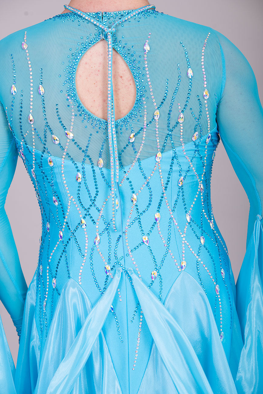 31B Beautiful Blue Competition Ballroom/Sequence Dance Dress. Stoned in Aquamarine, AB & Aquamarine AB. Detachable Floats High Back to give option of wearing own bra