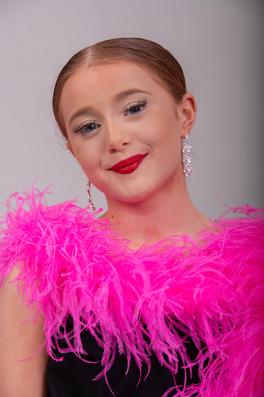MANDY 4-5Ply Ostrich Feather Boa V53 ❗️The product is sold in approximately 1/2 Metre Lengths (47cm-50cm)❗️Quantities up to 4 will be sent in 1 piece‼️Quantity 4 =1 Full Boa measuring 1.9 metres‼️
