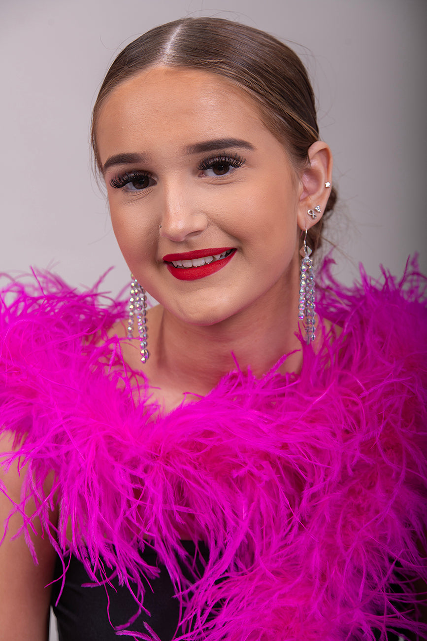 MANDY 4-5Ply Ostrich Feather Boa V53 ❗️The product is sold in approximately 1/2 Metre Lengths (47cm-50cm)❗️Quantities up to 4 will be sent in 1 piece‼️Quantity 4 =1 Full Boa measuring 1.9 metres‼️