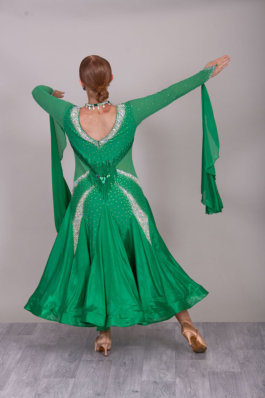 30B “TWD PETITE” Emerald Green Competition Ballroom Dance Dress. Stoned in AB & Emerald. Very flattering design throughout