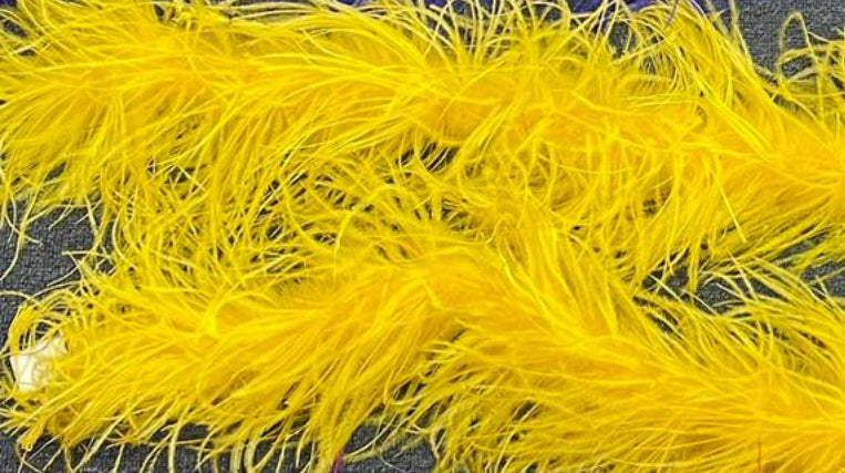 Zuri 3-4 Ply Ostrich Feather Boa V47 ❗️The product is sold in approximately 1/2 Metre Lengths (46-50cm)❗️Quantities up to 4 will be sent in 1 piece‼️Quantity 4 =1 Full Boa measuring 1.9 metres‼️