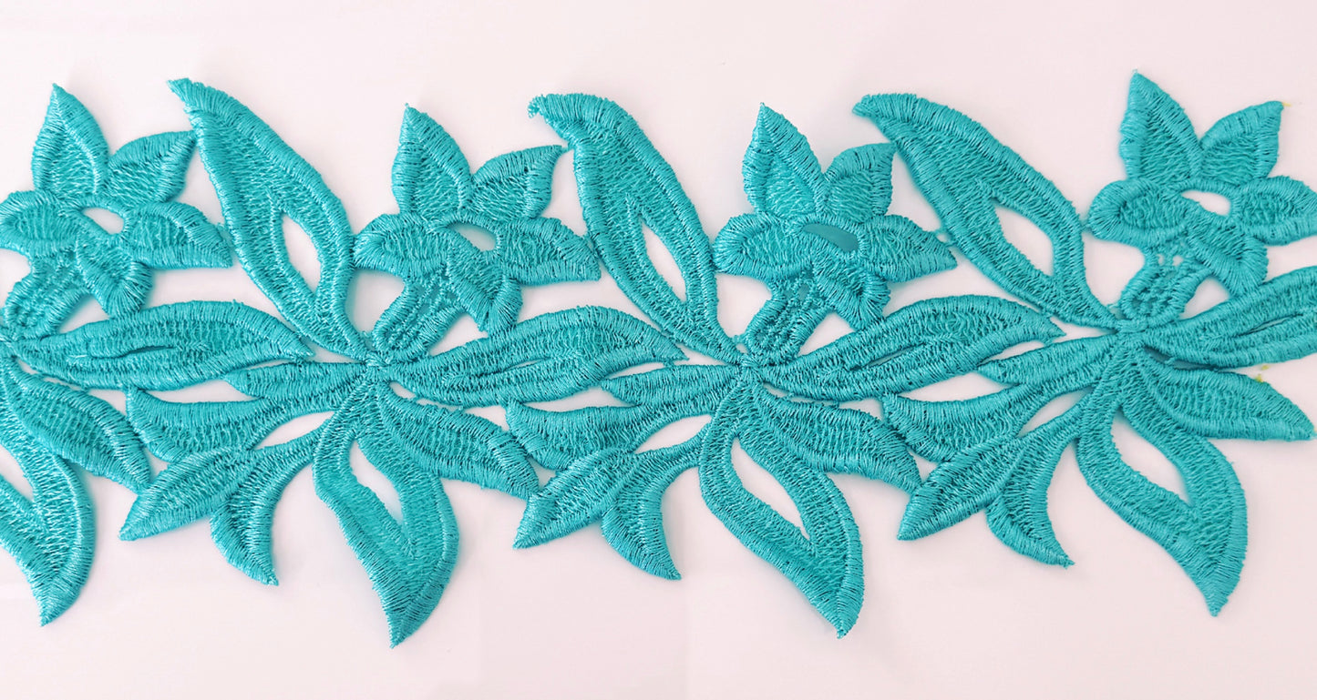 Amelia Lace Ribbon (M106)