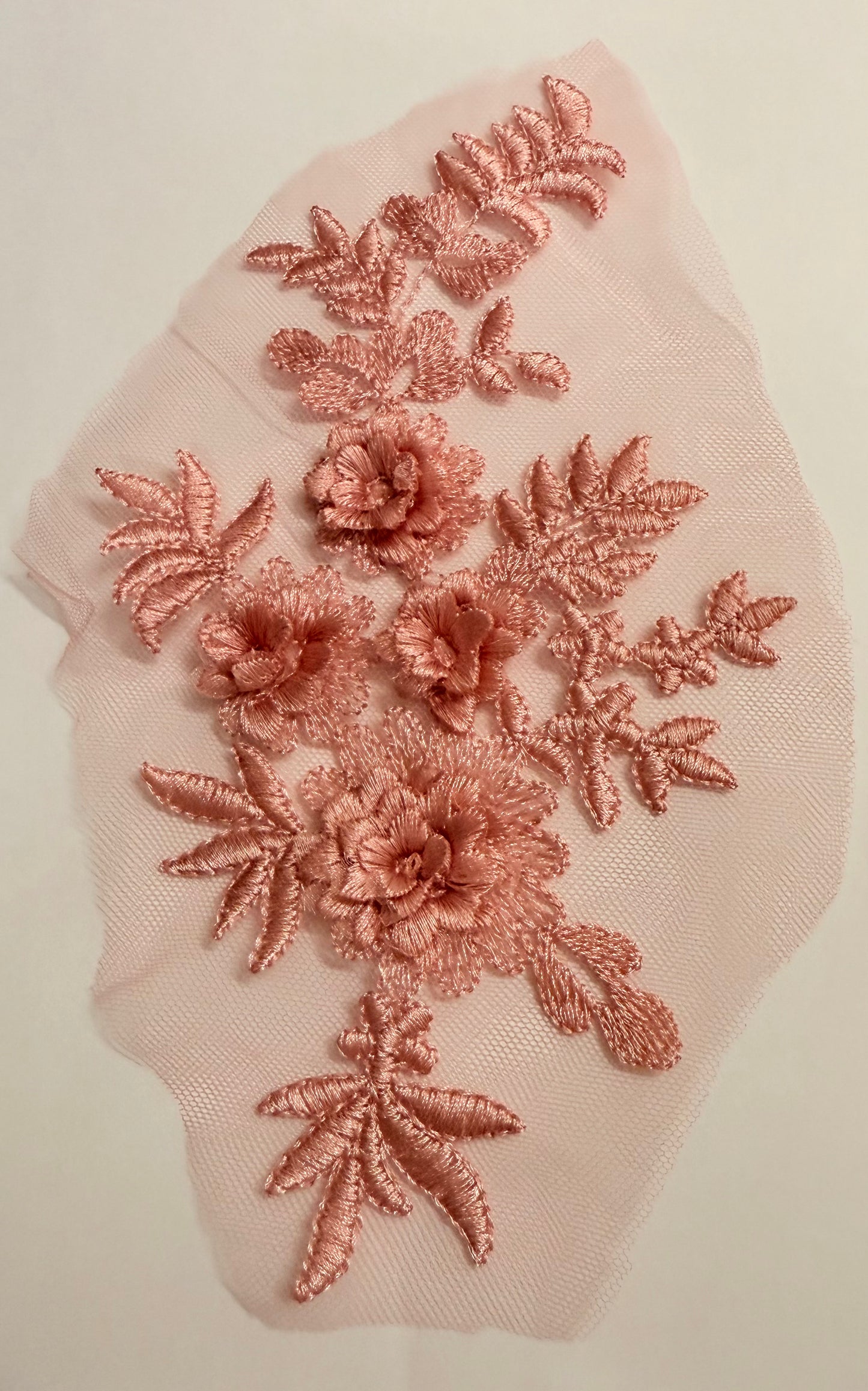 Luna 3D Lace Applique (M113)