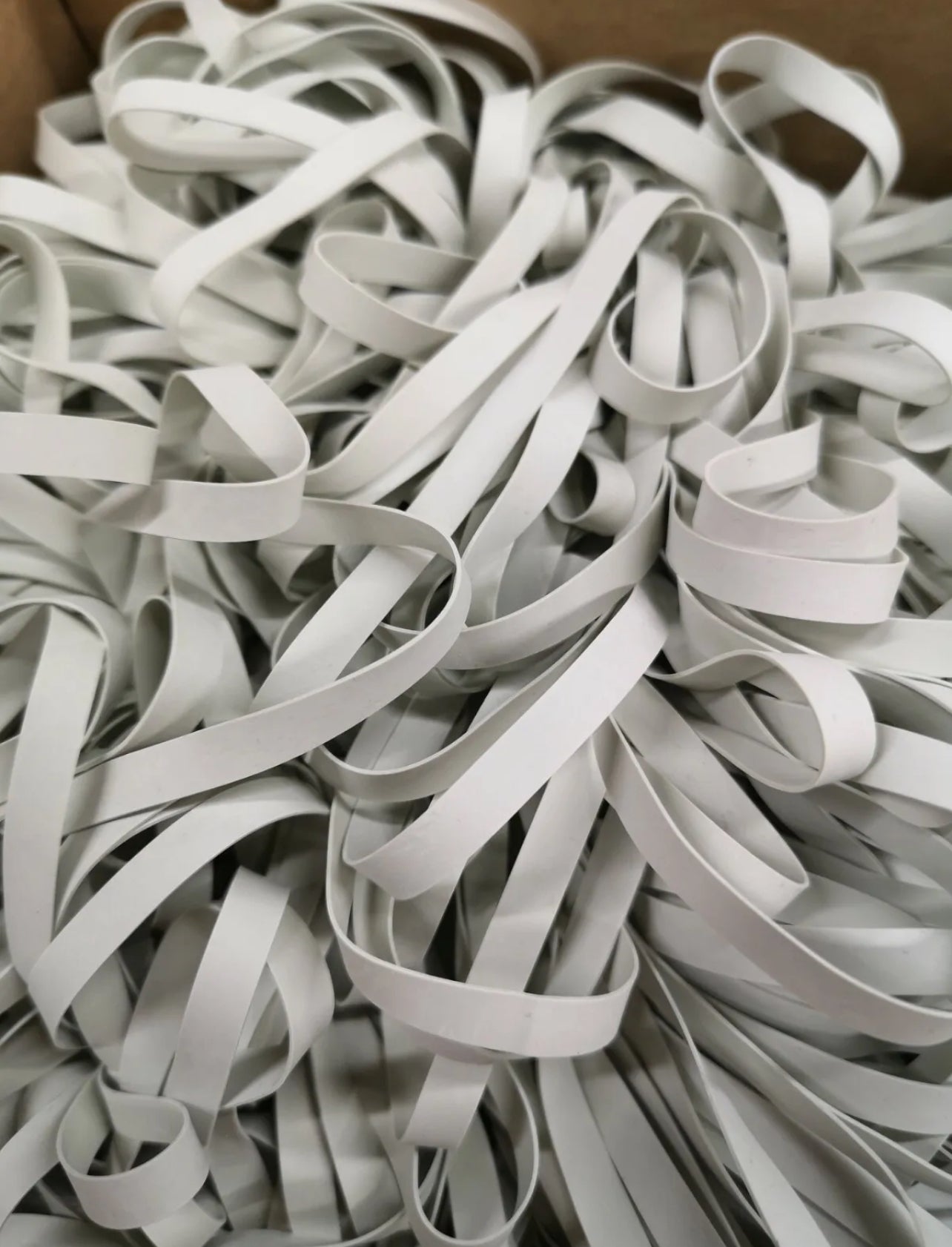 8mm Rubber Leotard/Swimwear Elastic (V54) 112 Metres in 1/2 Kilo bags