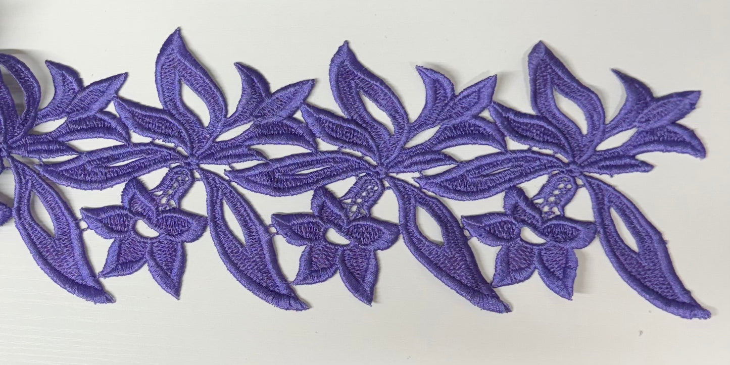 Amelia Lace Ribbon (M106)