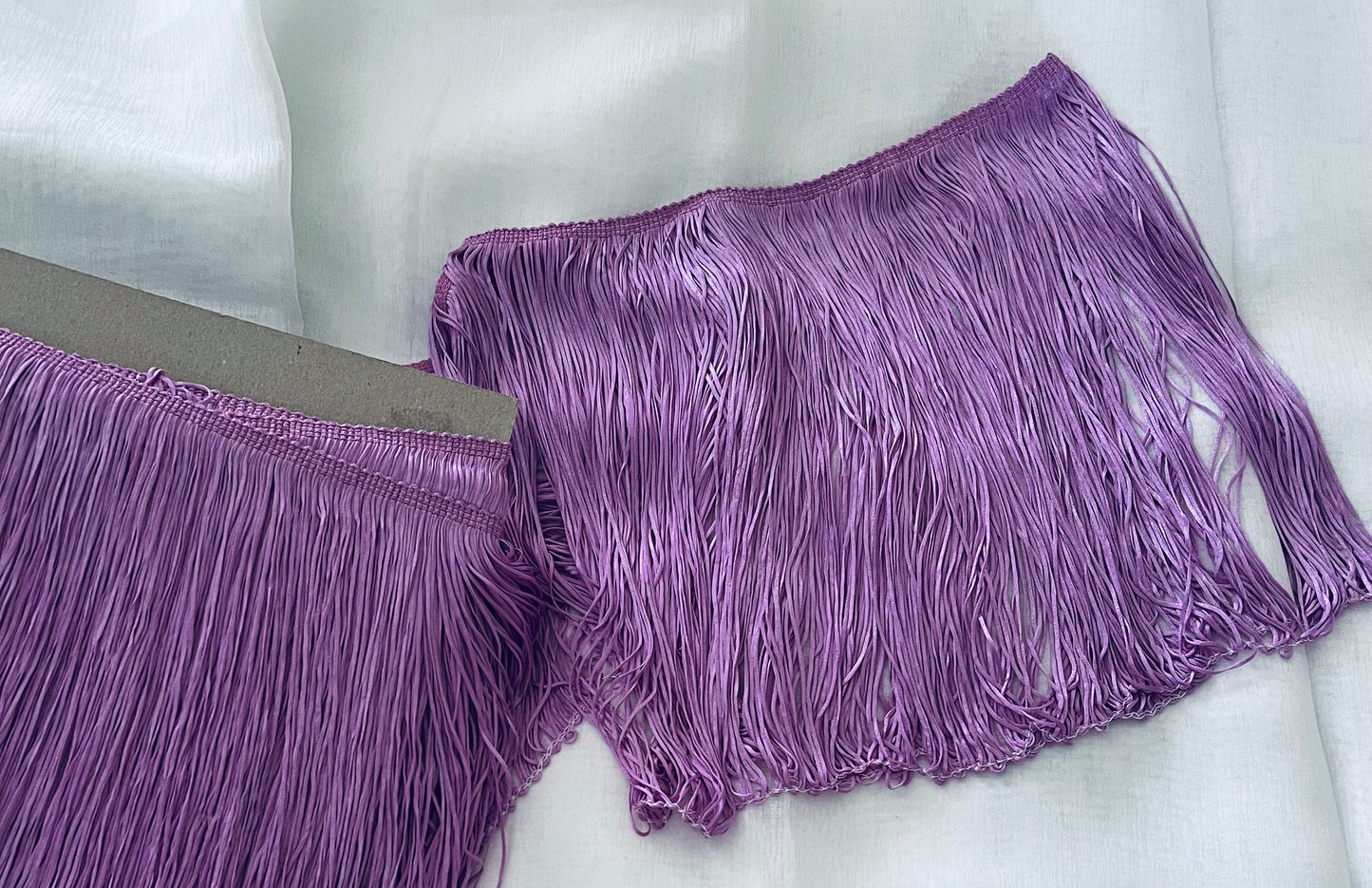 V60 Stretch Fringe. Available in 15cm & 30cm widths ❗️This product is sold in 50cm Lengths (1/2 Metre) Multiple order quantities will be sent in 1 piece❗️