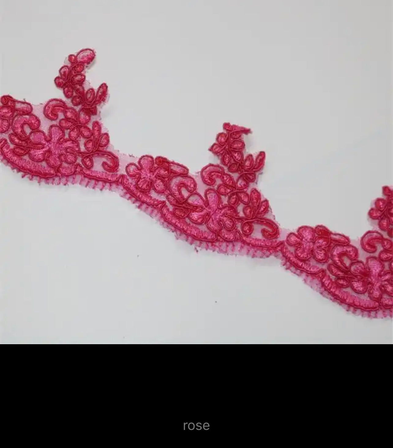 Mia Embroidered Lace Trim (M117)