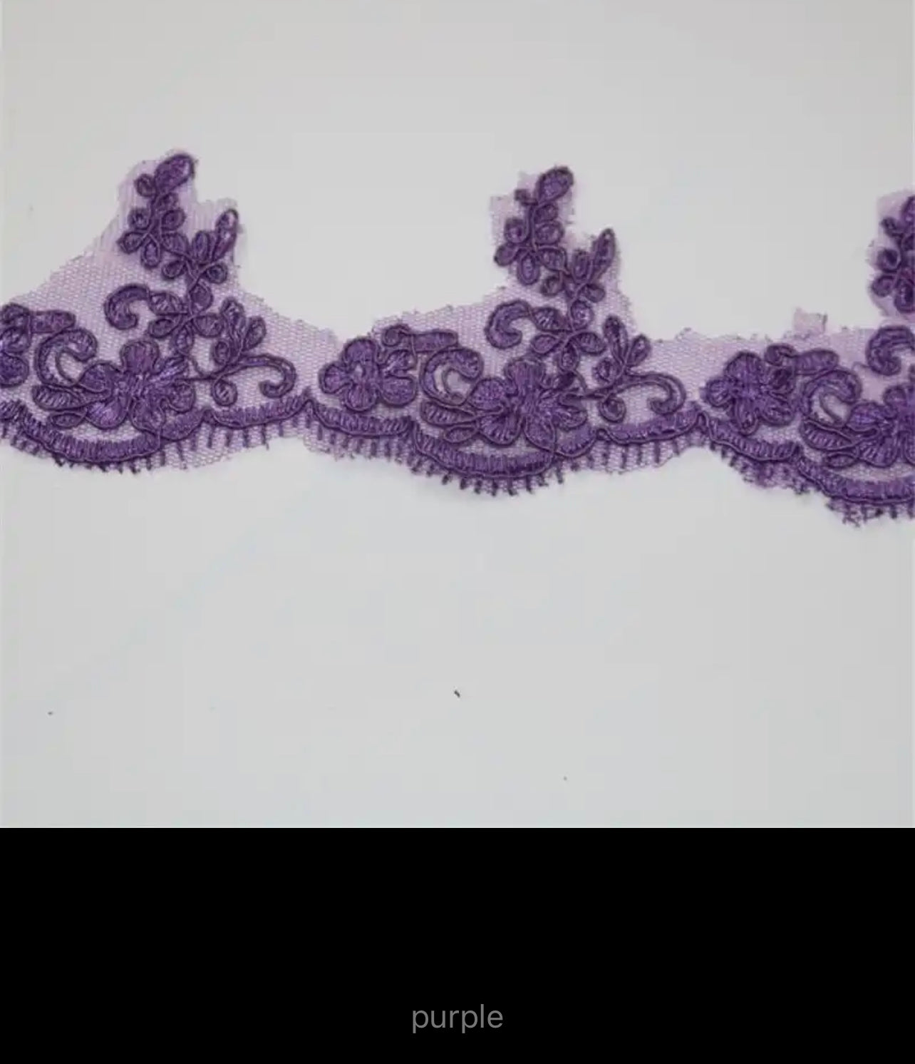 Mia Embroidered Lace Trim (M117)