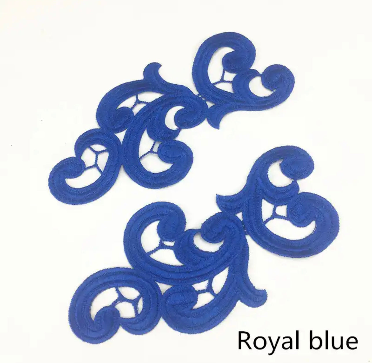 Lily Motif (M104)