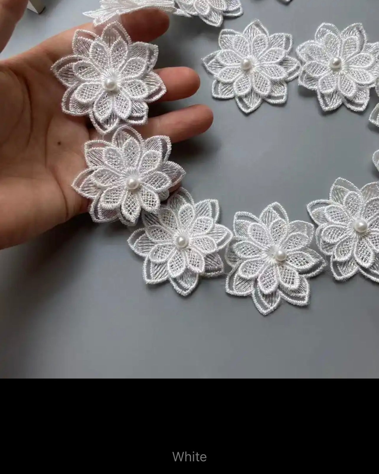 Raya Motif V16