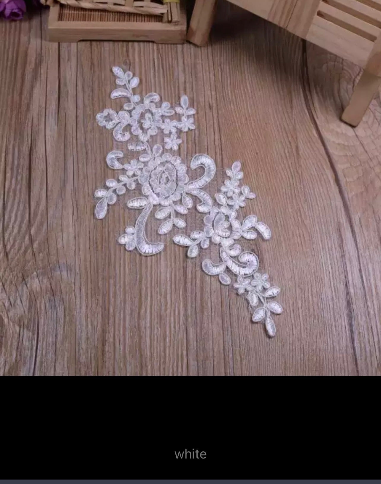 Freya Embroidered (M115)