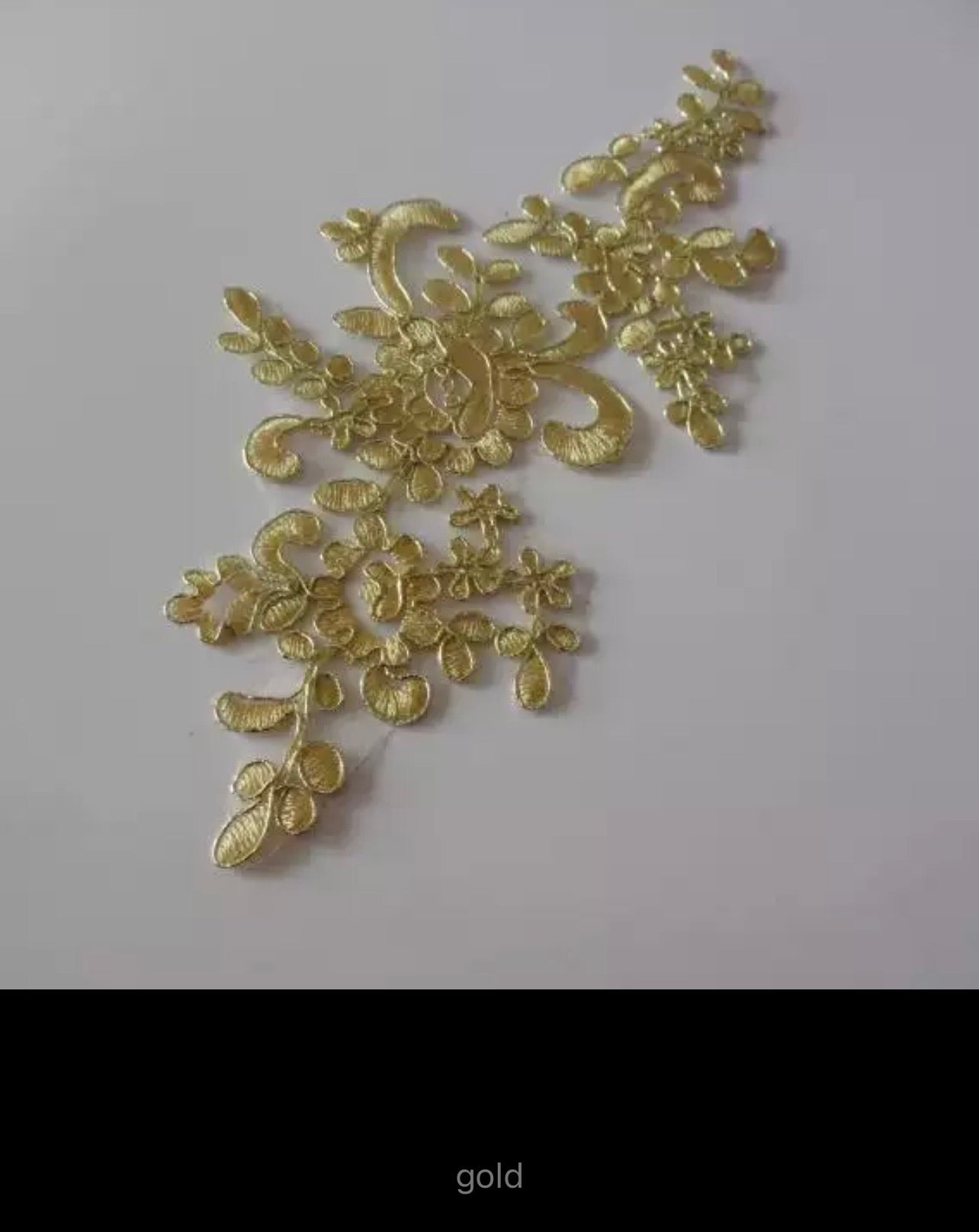 Freya Embroidered (M115)