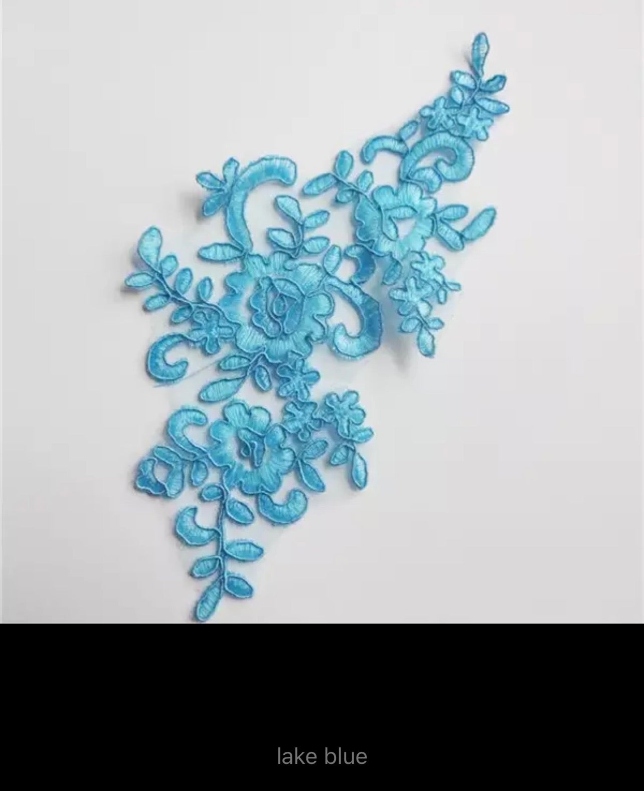 Freya Embroidered (M115)