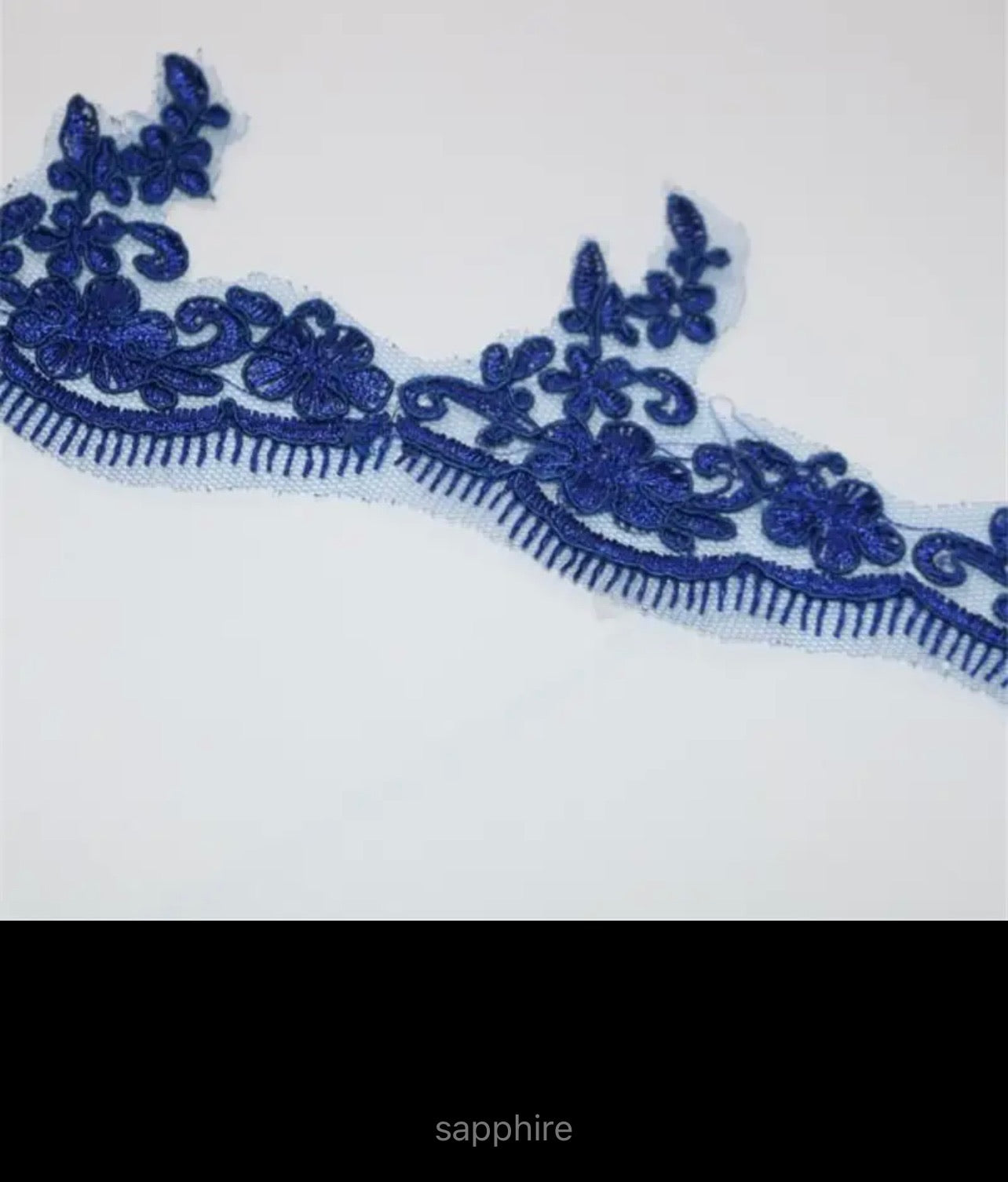 Mia Embroidered Lace Trim (M117)