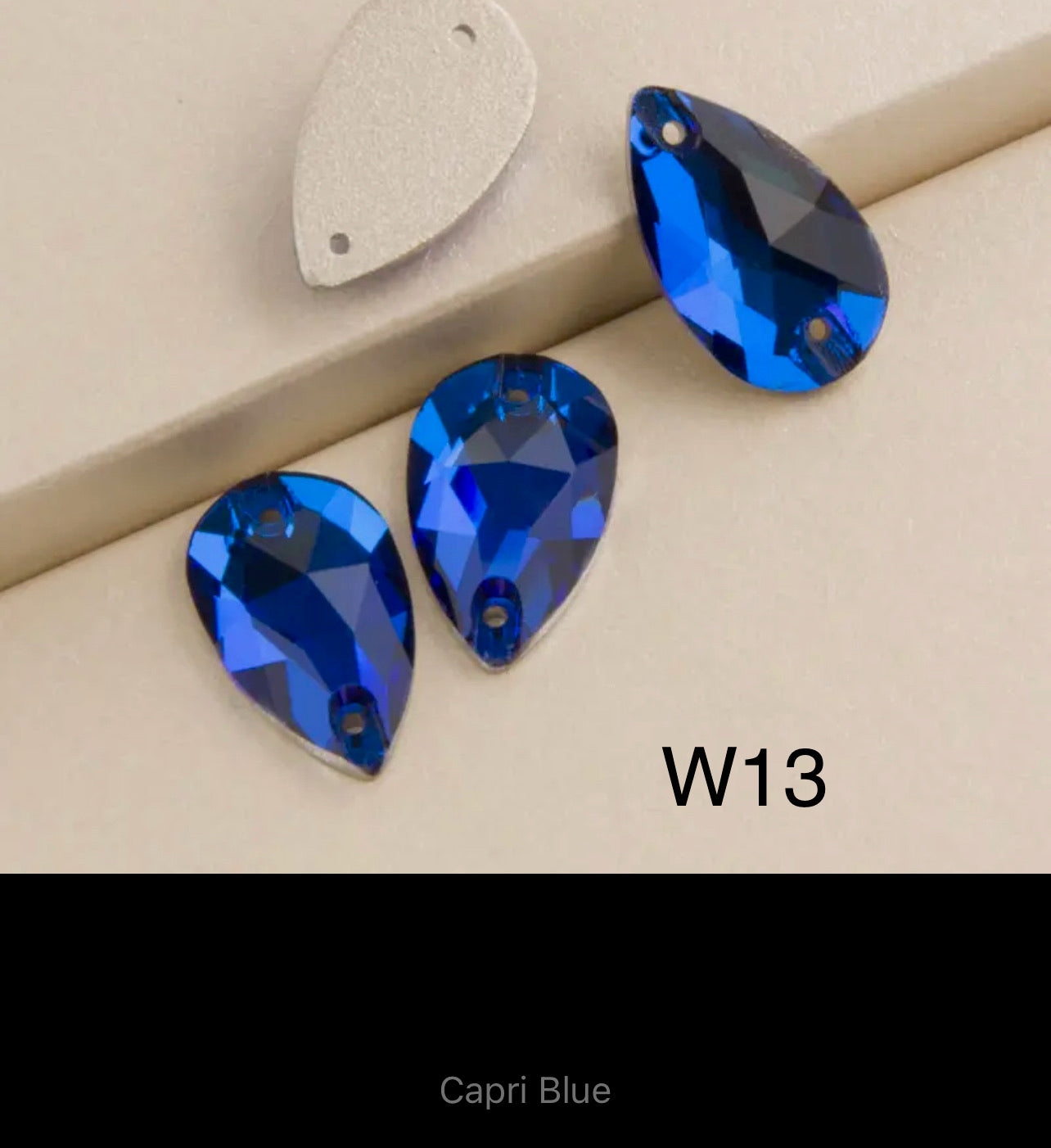 Top Quality Glass Sew On Pears 11x18 (G54)