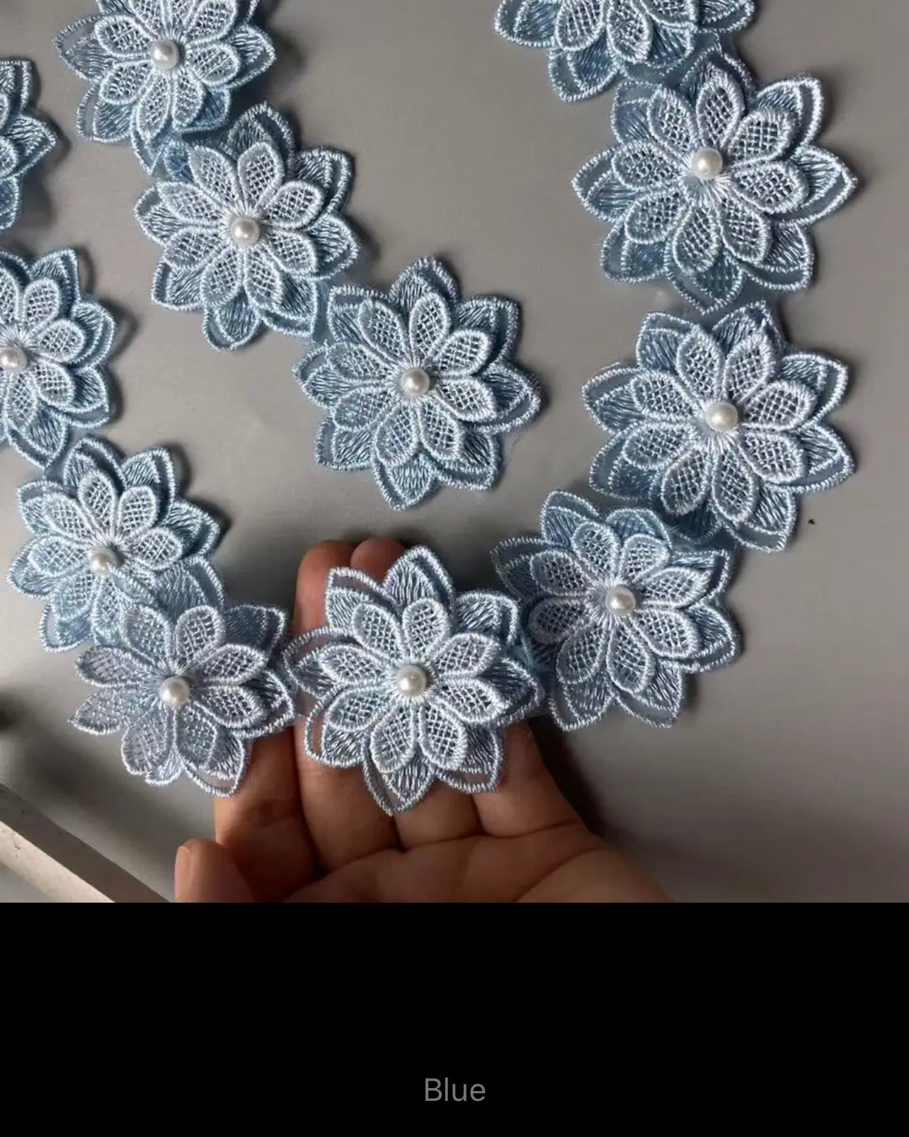 Raya Motif V16