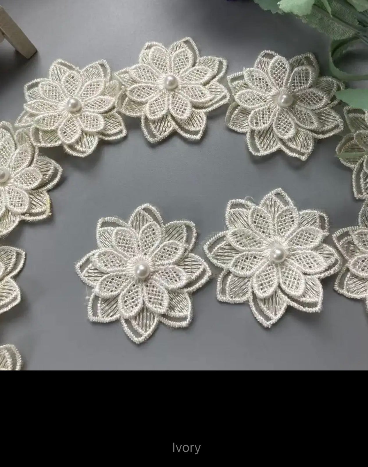Raya Motif V16