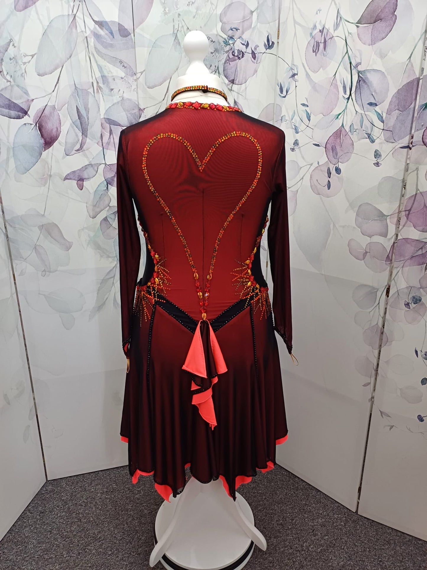 42L Beautiful Black & Orange Competition Latin Dance Dress. Heavily stoned in Hyacinth, Citrine, Hyacinth AB & Jet. Double layer skirt for maximum movement. High back to give option of wearing own bra. ❤️Showroom Appointments Available❤️