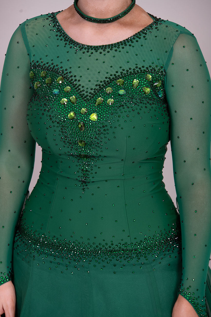 45B TWD PETITE Emerald Green Competition Ballroom/Sequence Dress. Hanging detail to the back. Heavily Stoned in Emerald  ❤️Showroom Appointments Available❤️
