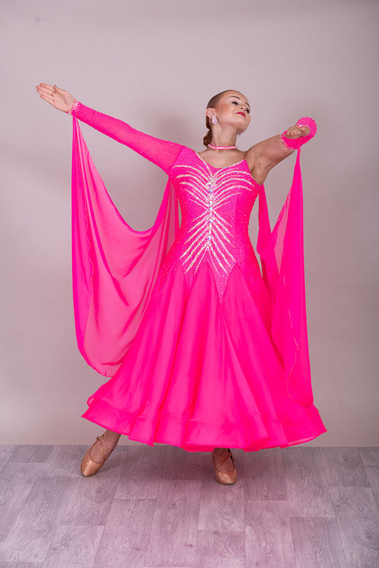 41B TWD PETITE Bright Pink Competition Ballroom/Sequence Dress
Cold Shoulder to one side. Heavily Stoned in AB & Pink. ❤️Showroom Appointments Available❤️