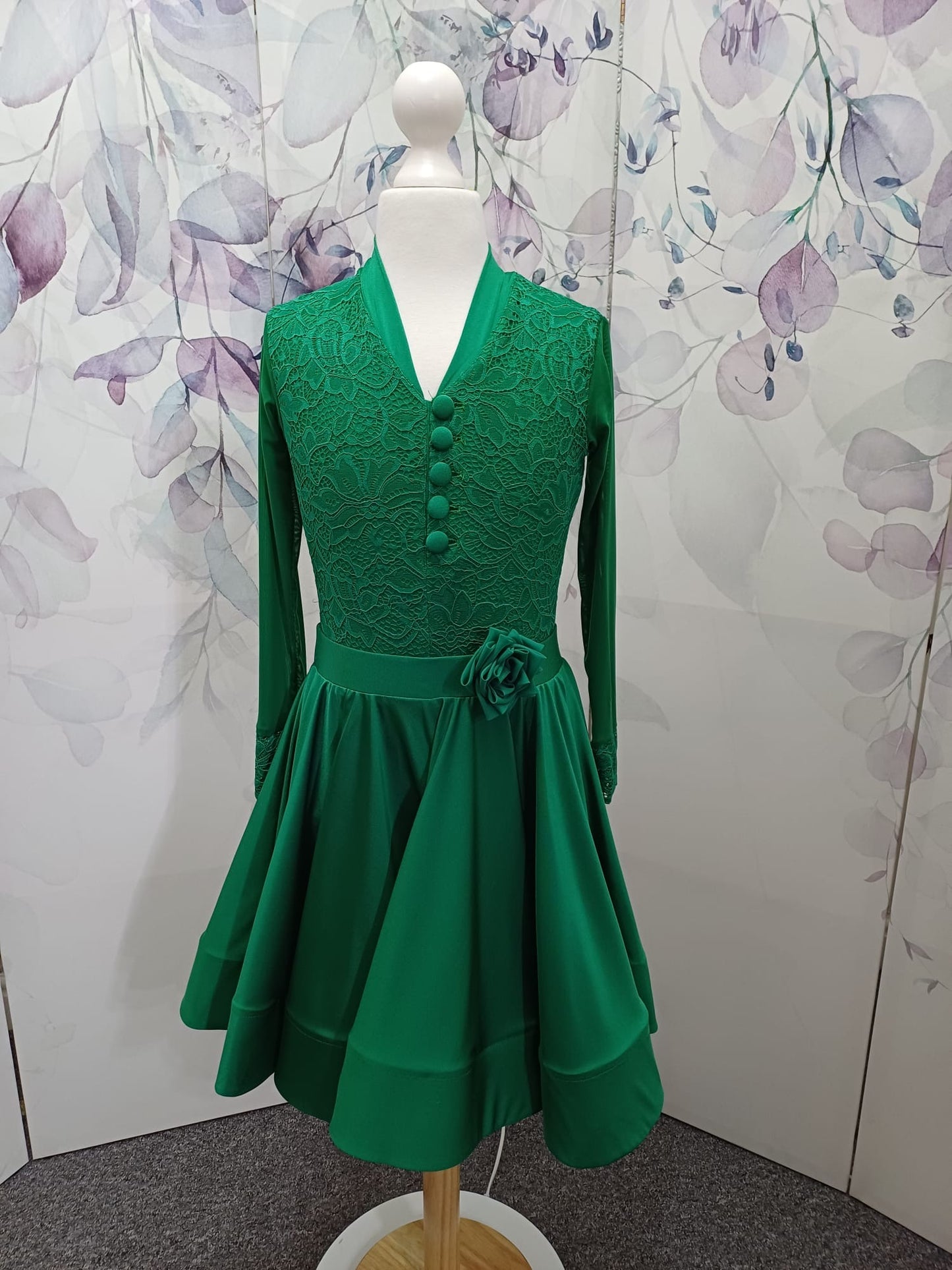 108J Emerald Green 3 Piece, Shoes (Choose between 2 Designs Included with 3 piece). Competition Number Wallet & Decorative Pins & Matching Hair Flower ❤️Everything included in Price when full set purchased❤️