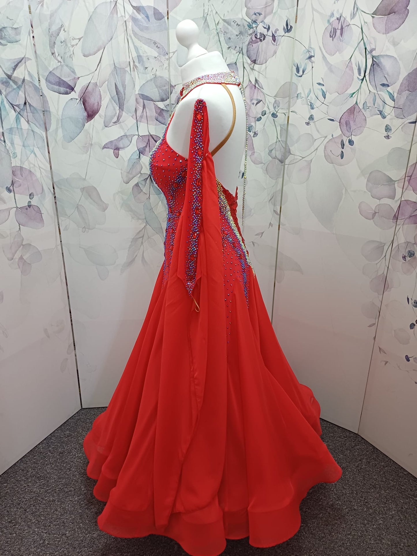 61B Bright Red Competition Ballroom/Sequence Dance Dress. Open detailing to the centre front, heavily stoned in Light Siam, AB & Siam AB. Beautiful Key hoke detail at neck. ❤️Showroom Appointments Available❤️