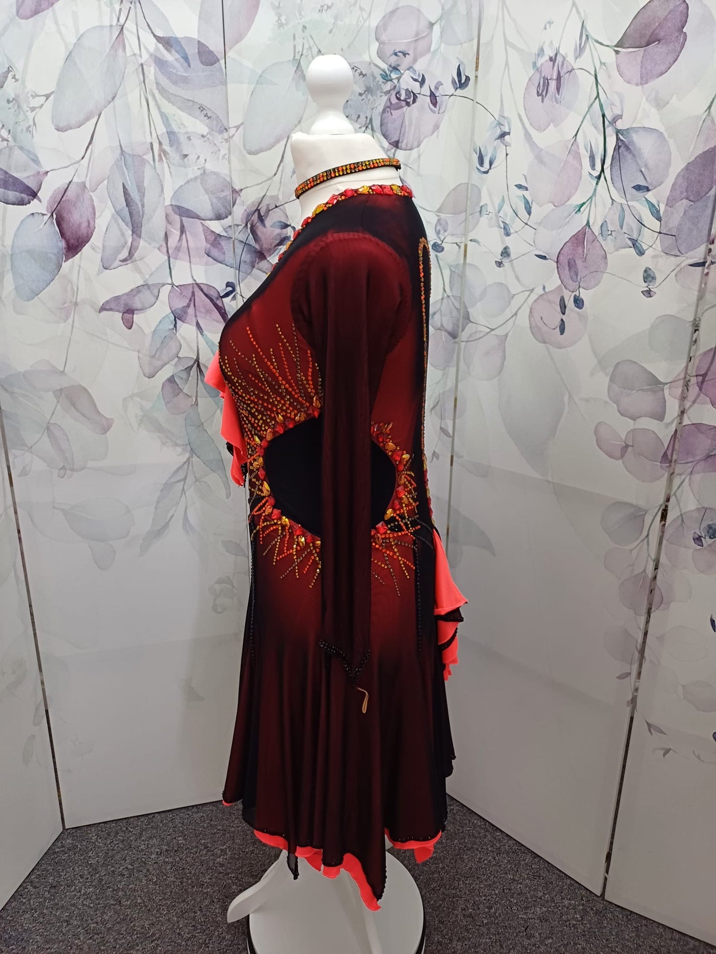 42L Beautiful Black & Orange Competition Latin Dance Dress. Heavily stoned in Hyacinth, Citrine, Hyacinth AB & Jet. Double layer skirt for maximum movement. High back to give option of wearing own bra. ❤️Showroom Appointments Available❤️