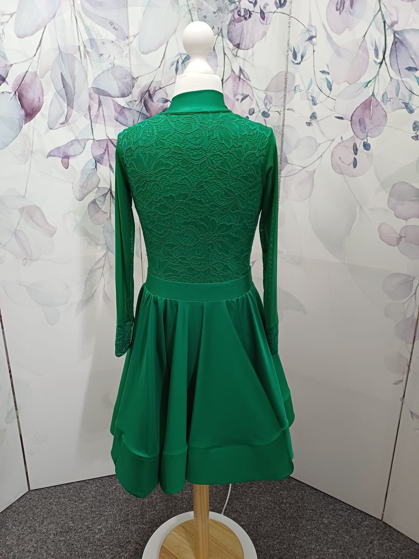 108J Emerald Green 3 Piece, Shoes (Choose between 2 Designs Included with 3 piece). Competition Number Wallet & Decorative Pins & Matching Hair Flower ❤️Everything included in Price when full set purchased❤️