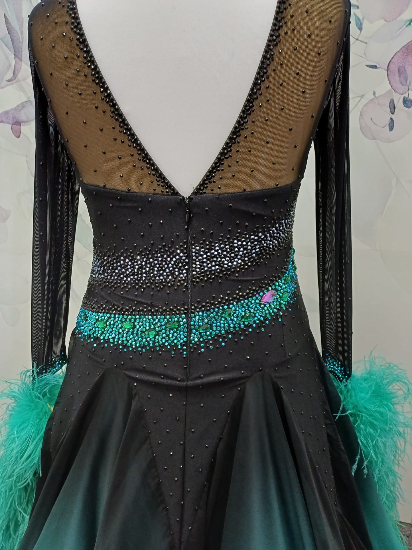 70B Stunning Black & Blue Zircon Competition Ballroom Dance Dress. Heavily stoned in Blue Zircon & jet with detachable Ostrich boa floats. ❤️Showroom Appointments Available❤️