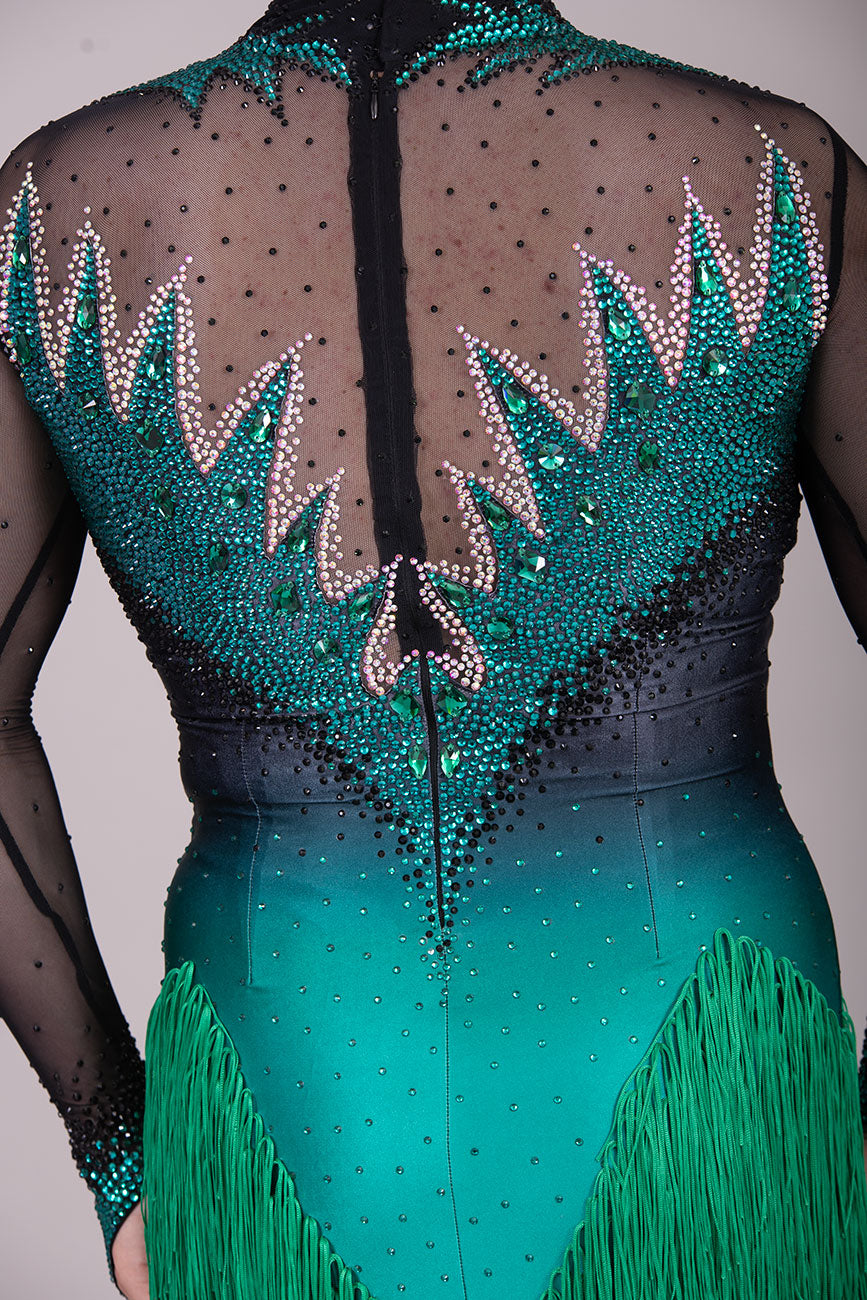 118L TWD ELITE LATIN Competition Latin Dance Dress. Striking Design to front & Back with Ombre Green & Black Lycra Bodice. Full fringed skirts for maximum movement.