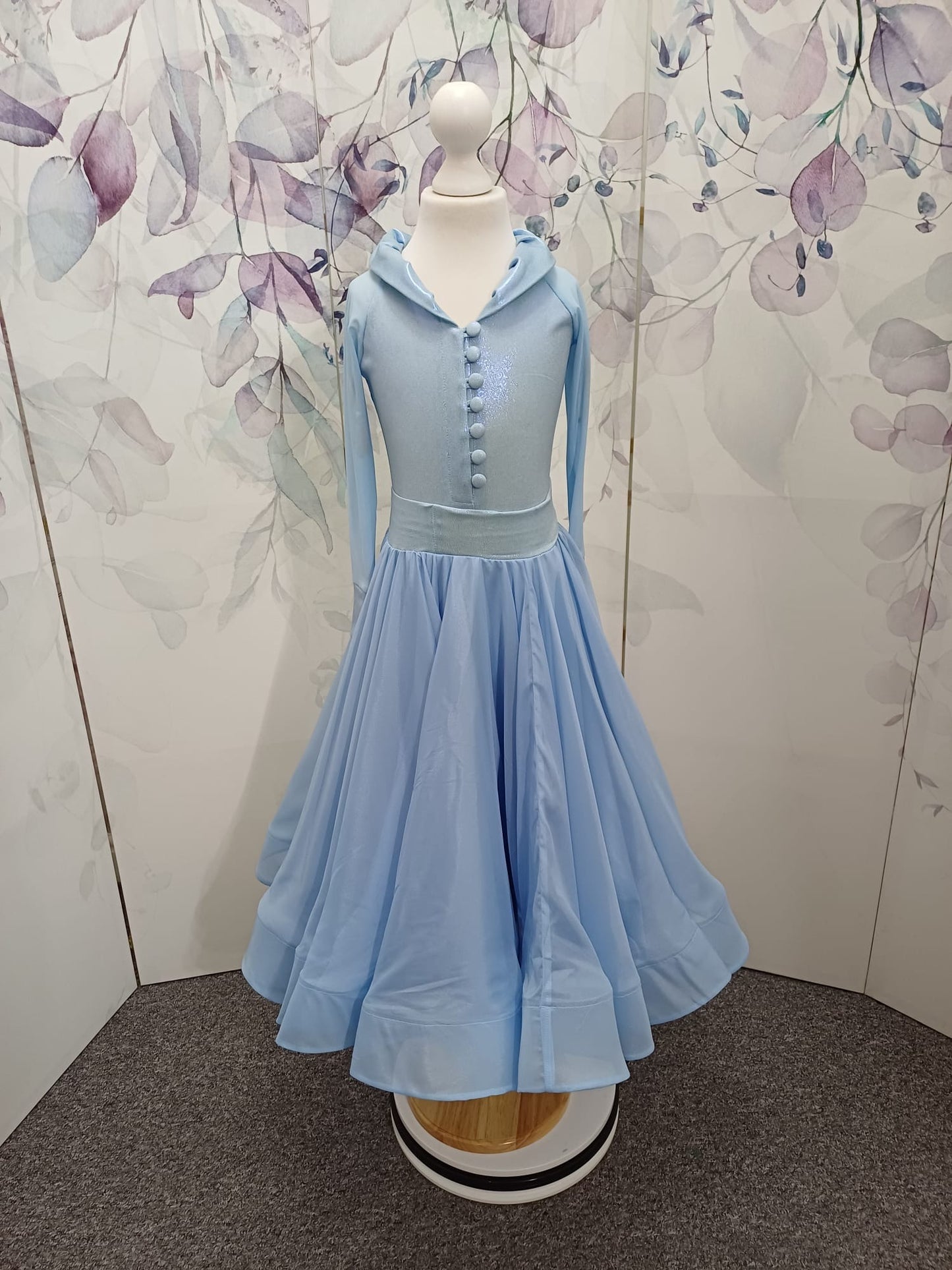 1012J Pale Blue Metallic 4 Piece, Shoes (Choose between 2 Designs Included with 3 piece). Competition Number Wallet & Decorative Pins & Matching Hair Flower ❤️Everything included in Price when full set purchased❤️