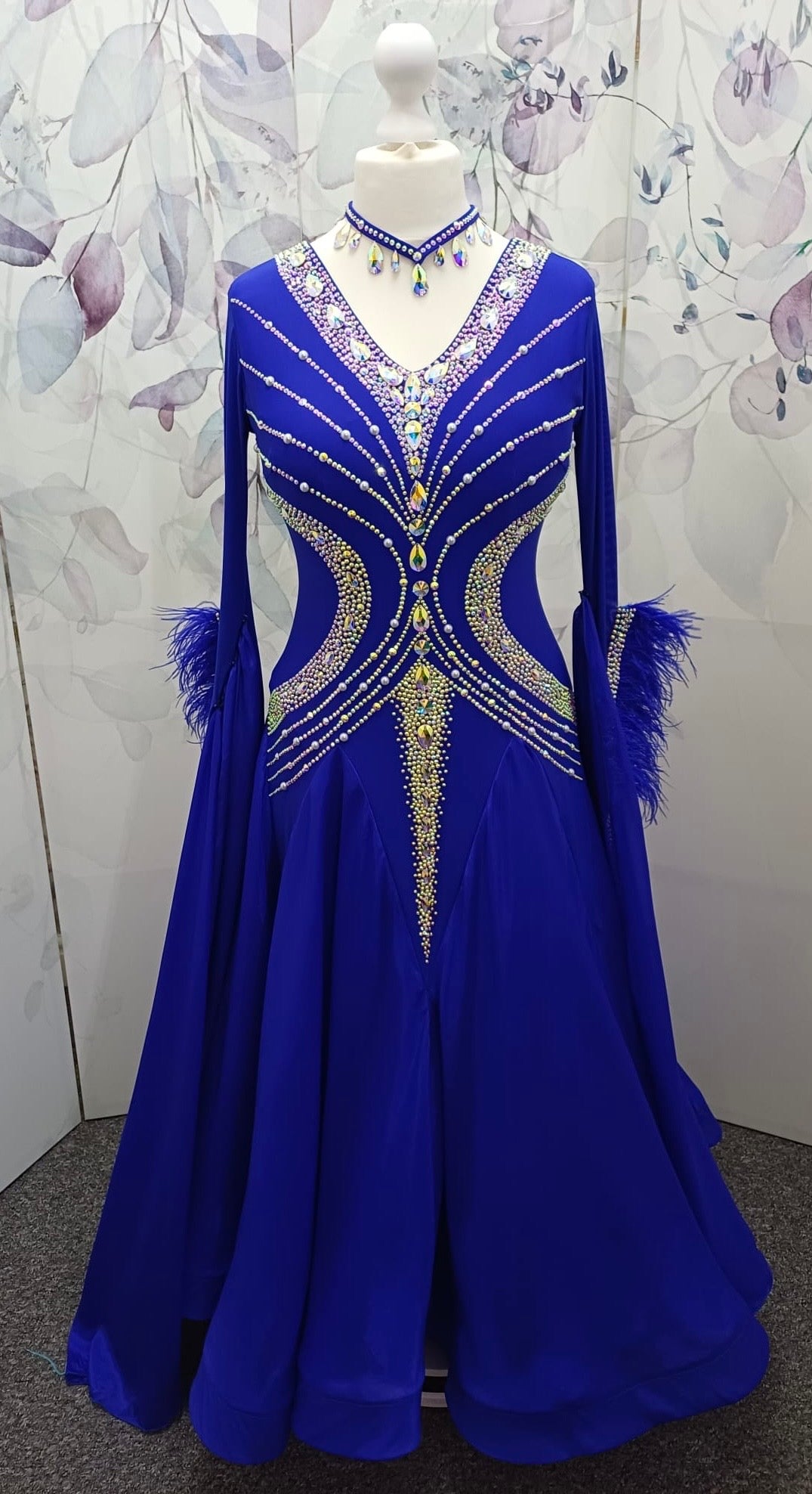 63B Cobalt Blue Competition ballroom dance dress. Heavily stoned in a flattering pattern in AB & Sapphire. detachable floats with high back to give option of wearing own bra. ❤️Showroom appointments available❤️