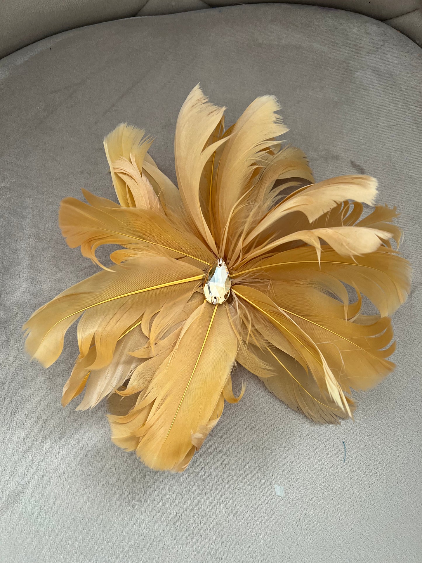 V55 8”x8” Feather Decoration. Pin & clip option on the back. Instant decoration to any Leotard/Costume.  17x28mm top quality pear stone in the centre of the feathers.