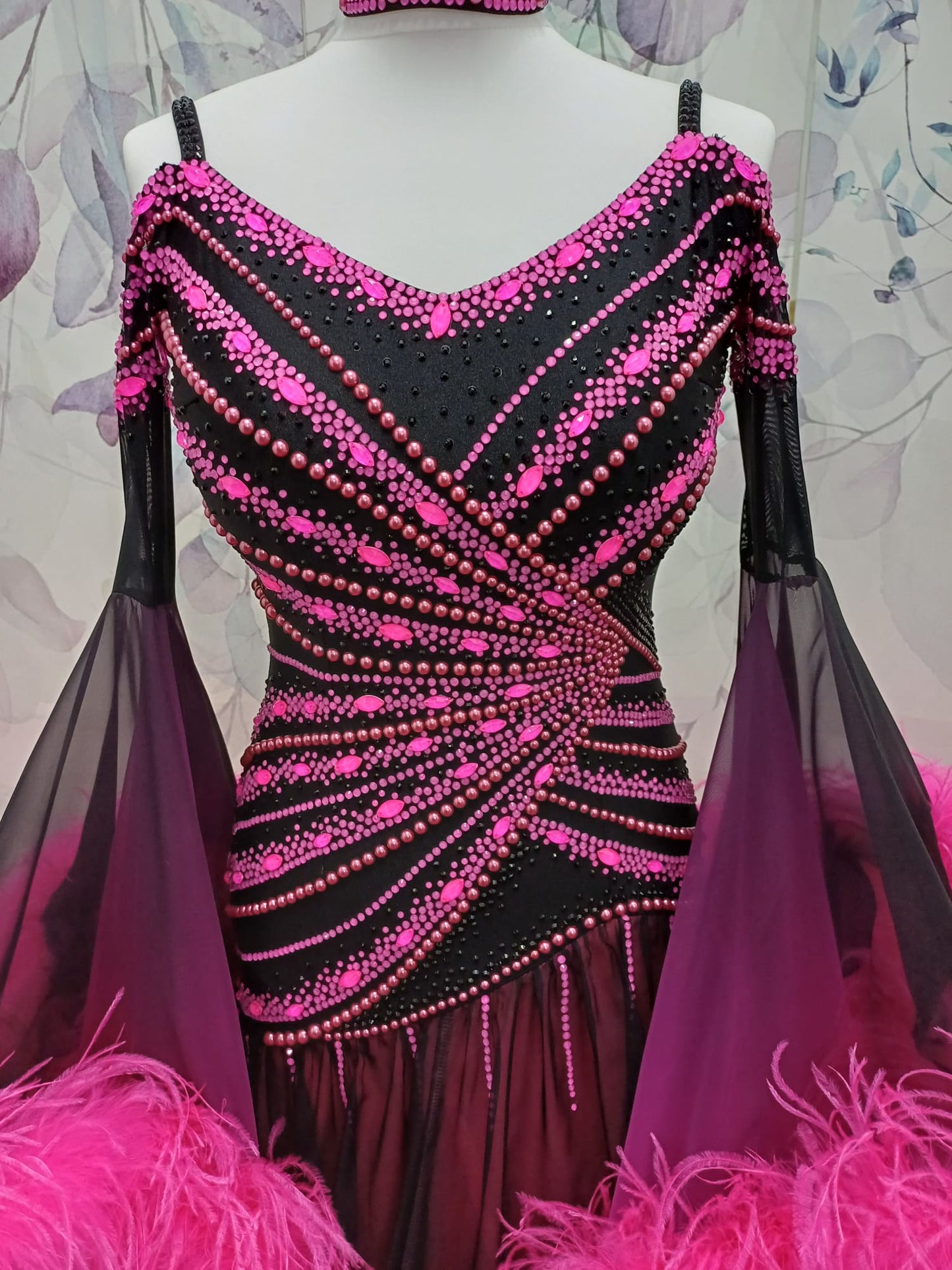 61B TWD ELITE Flo Pink & Black striking Competition Ballroom/Sequence dance dress. Ombré Pink & Black skirts with Flo pink ostrich feather trim bell sleeves. ❤️Showroom Appointments Available❤️