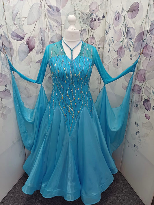 31B Beautiful Blue Competition Ballroom/Sequence Dance Dress. Stoned in Aquamarine, AB & Aquamarine AB. Detachable Floats High Back to give option of wearing own bra