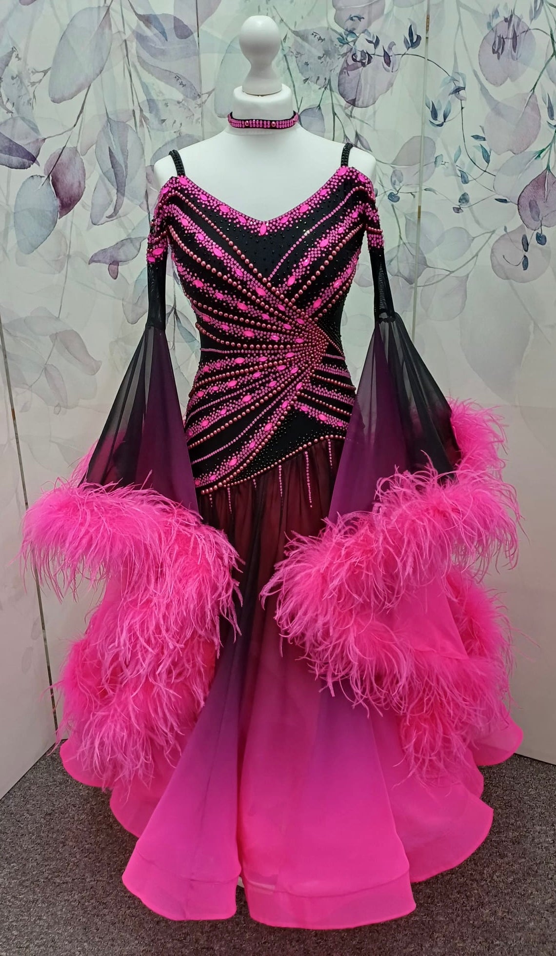 61B TWD ELITE Flo Pink & Black striking Competition Ballroom/Sequence dance dress. Ombré Pink & Black skirts with Flo pink ostrich feather trim bell sleeves. ❤️Showroom Appointments Available❤️