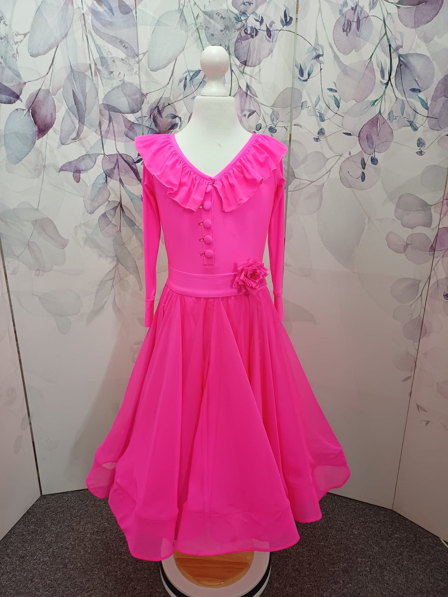 101J Flo Pink 3 Piece, Shoes (Choose between 2 Designs Included with 3 piece). Competition Number Wallet & Decorative Pins & Matching Hair Flower ❤️Everything included in Price when full set purchased❤️