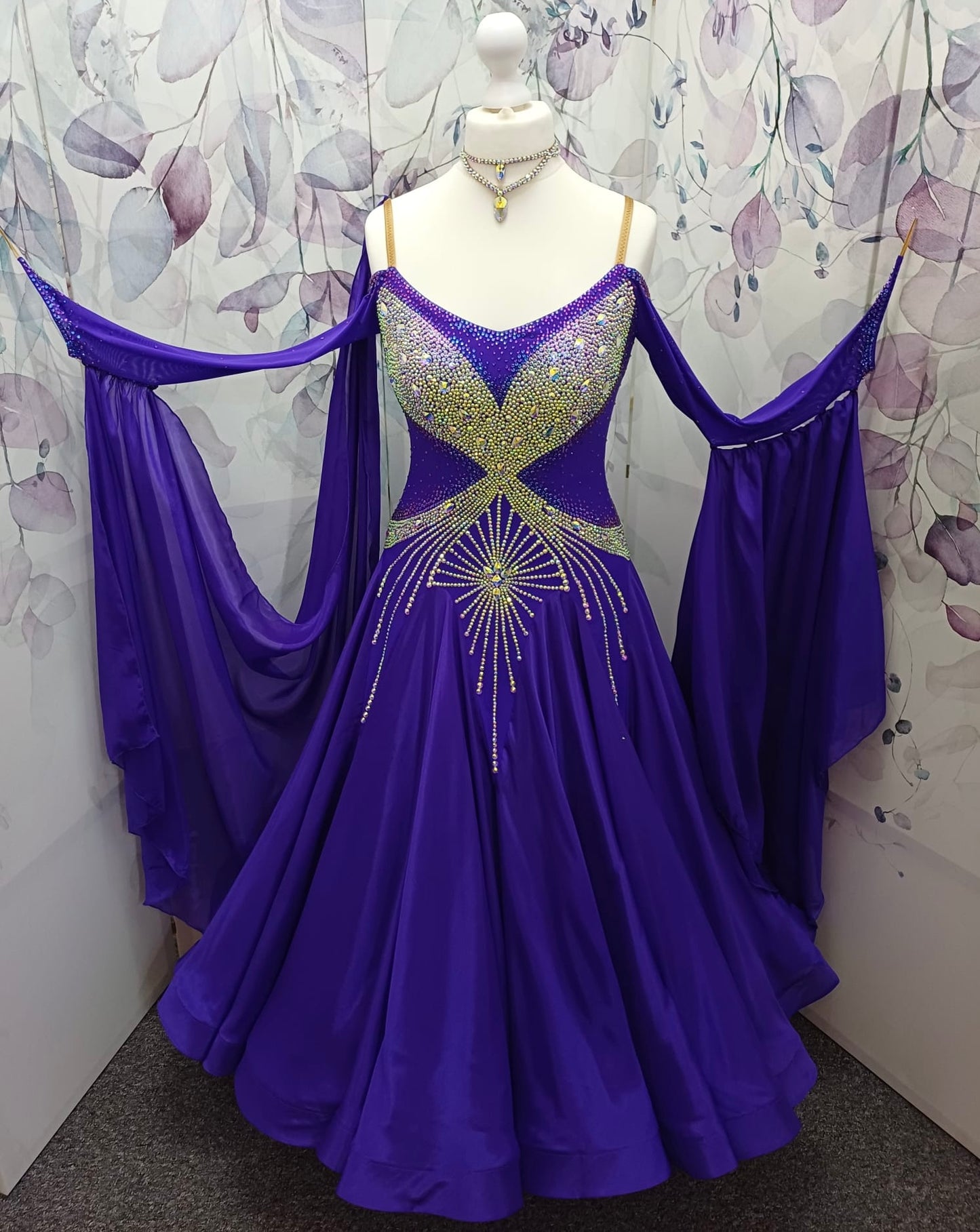 62B TWD ELITE & PETITE New fuller skirts. Purple Competition Ballroom/Sequence Competition dance dress. Heavily stoned in AB & Purple. Detachable floats.