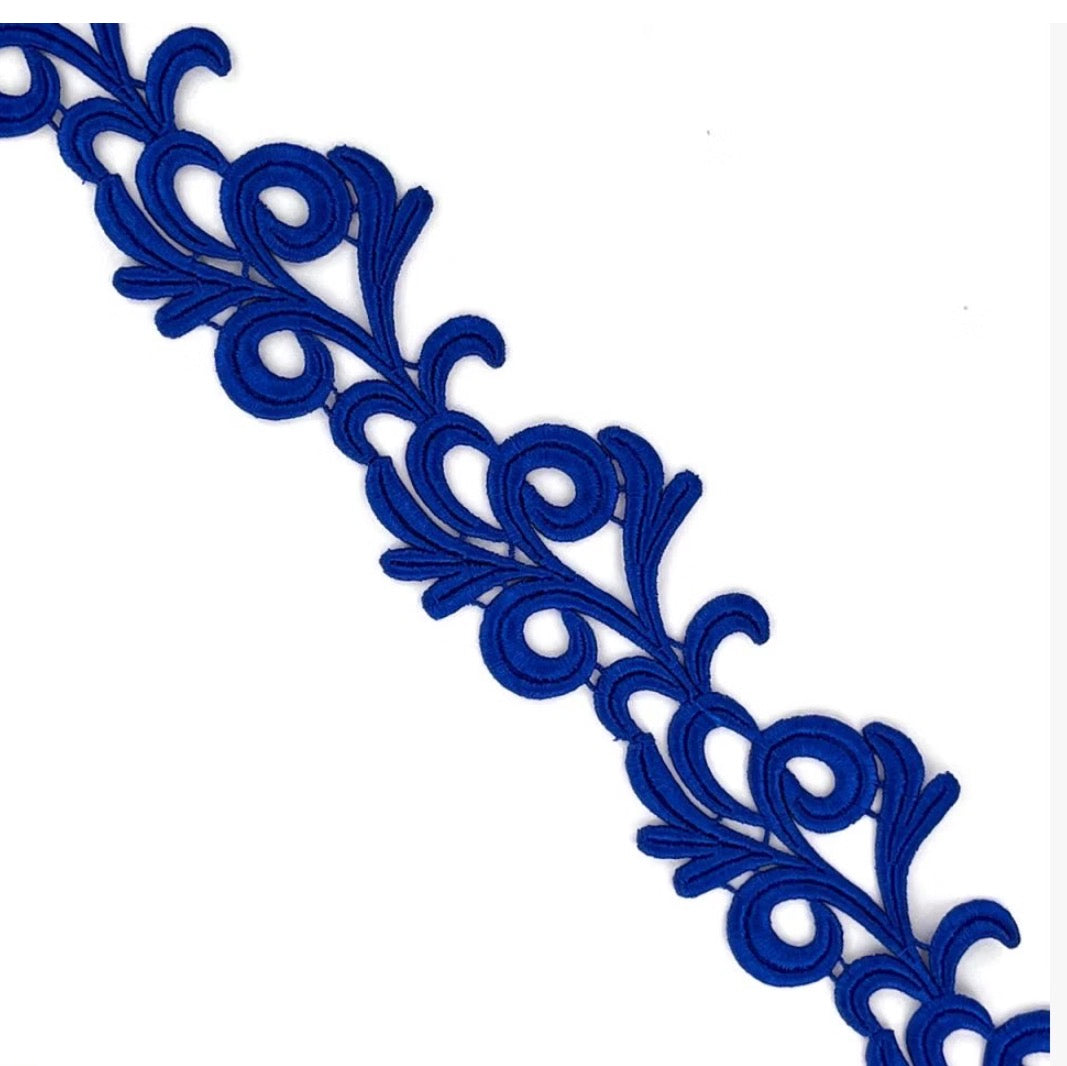 M140 Victoria Lace Ribbon - (Chrissanne Clover) Available while stocks last.