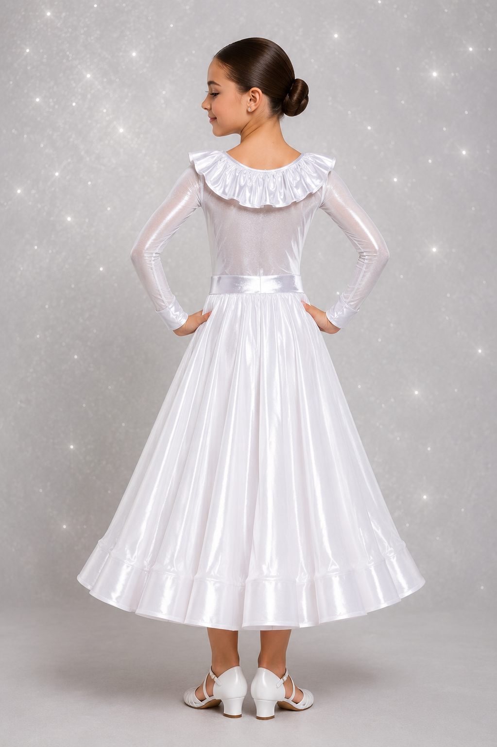 126J White & Metallic Silver 3 Piece Set Competition Number Wallet & Decorative Pins & Matching Hair Flower **Everything included in Price when full set purchased**