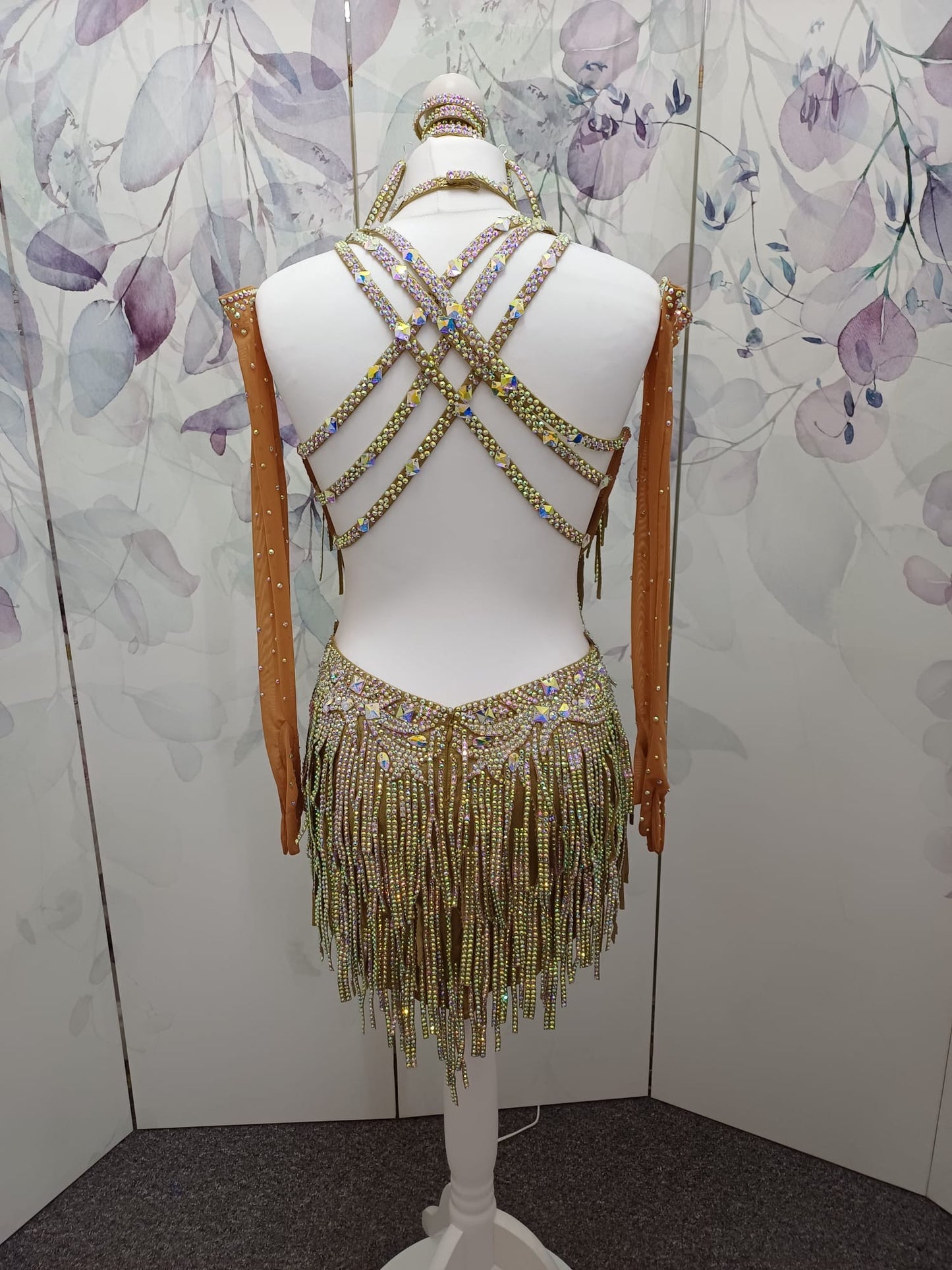 67L TWD ELITE Stunning metallic gold Competition Latin Dance Dress. Heavily stoned fabric fringes in AB. Standout dress with tan gloves with fingers. ❤️Showroom Appointments Available❤️