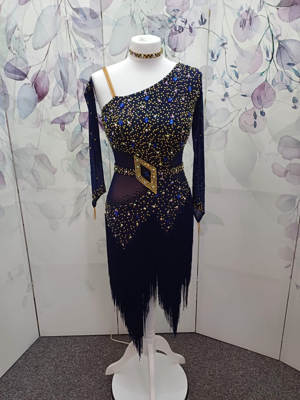 28L Navy Blue & Good Competition Latin Dance Dress. Optional Belt, fringed skirts. 1 sleeve & 1 Glove