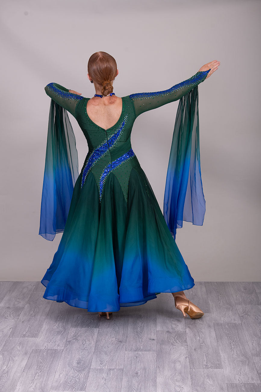 51B TWD “PETITE” Green & Royal Ombre Competition Ballroom Dance Dress. Diagonal Design detail to the Bodice. Stoning in Sapphire & Emerald. ❤️Showroom Appointments Available❤️