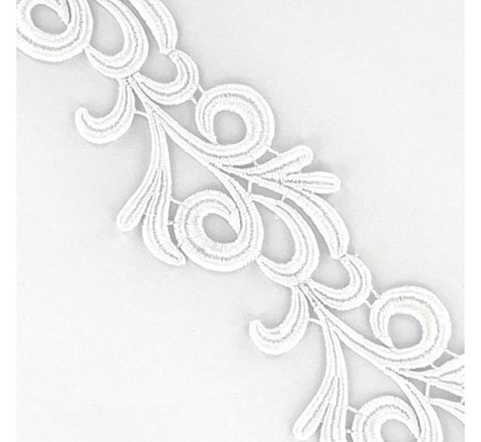 M140 Victoria Lace Ribbon - (Chrissanne Clover) Available while stocks last.